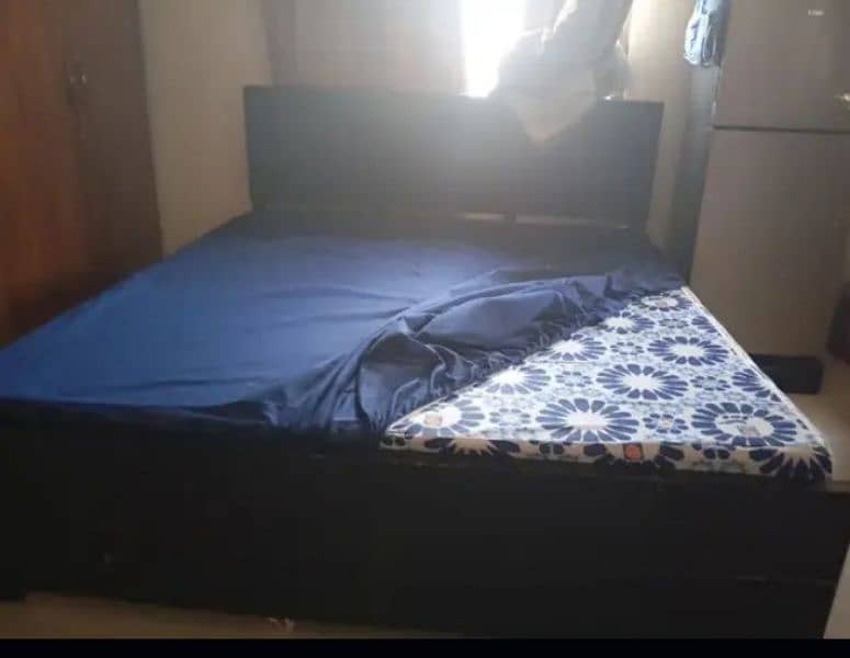 king size bed 1