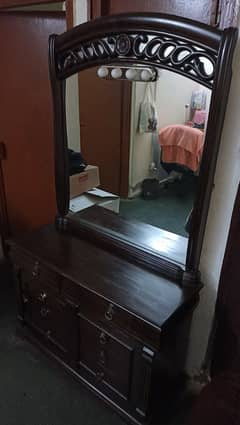 dressing table