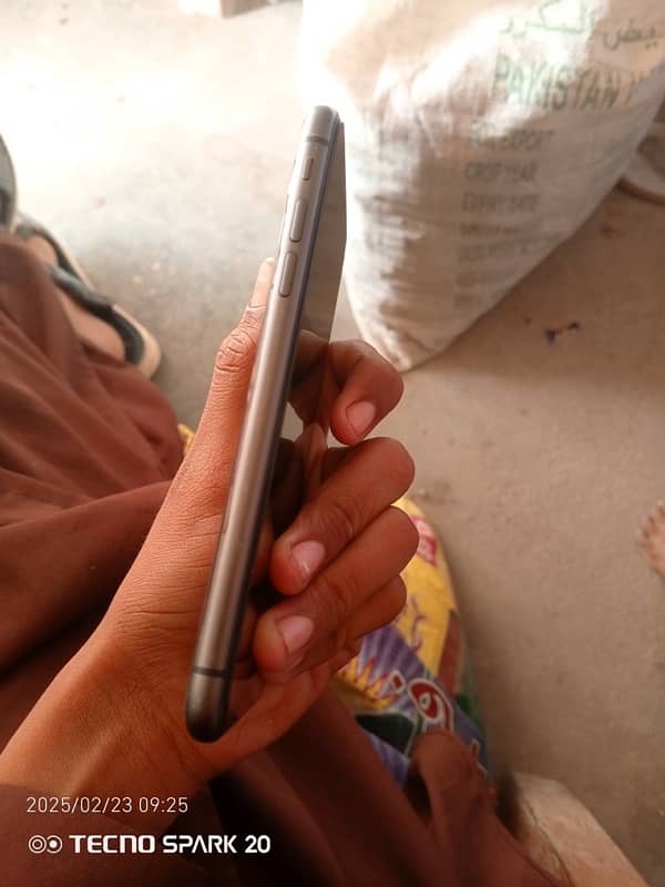 iphone 11 for sale 3