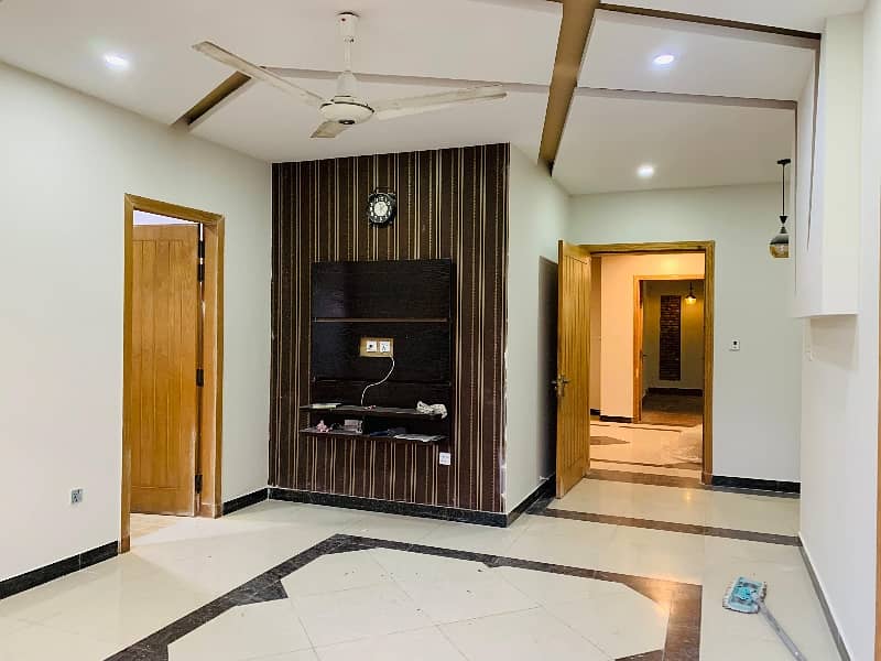 Beautiful and luxury upper portion for rent in DHA phase 2 Islamabad. 16