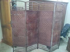 Room Divider / foldable partition