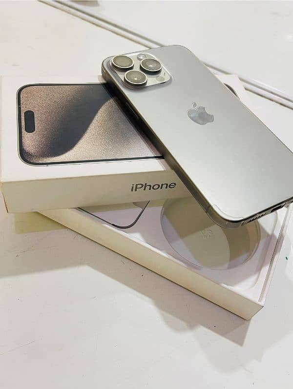 *iPhone 15 Pro Max 256gb*  Dual Physical 1