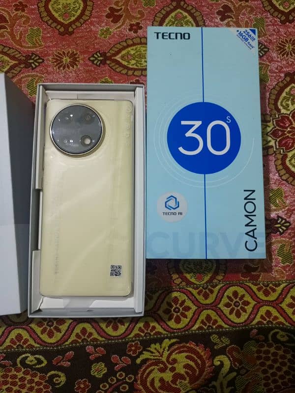 Tecno camon 30s 1