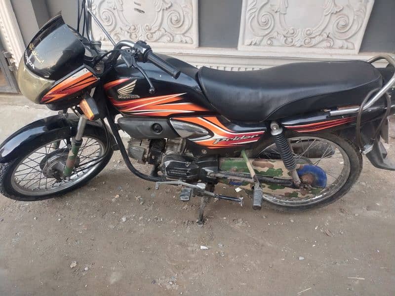 Honda pridor 100cc for sale. 1