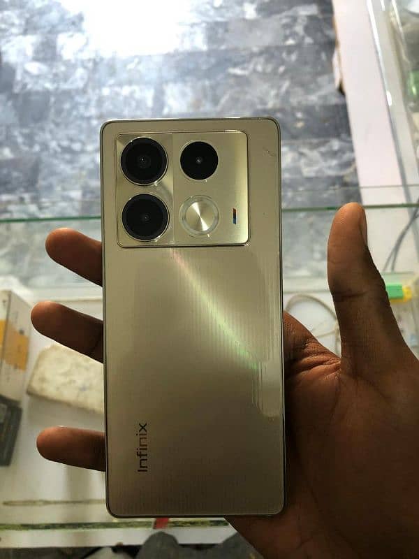 Infinix note 40 8/256 full warranty 1