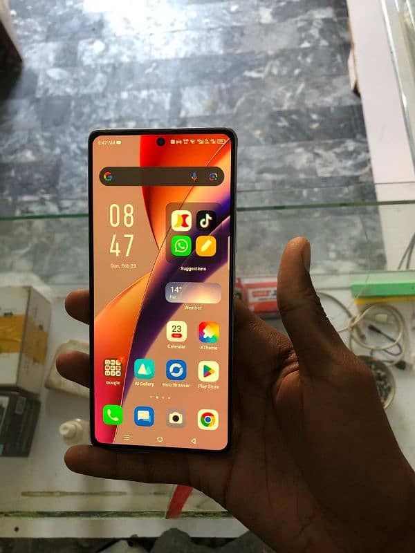 Infinix note 40 8/256 full warranty 3