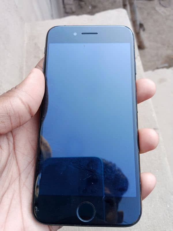 IPHONE 7 32GB NON PTA ZONG SIM WOR 3