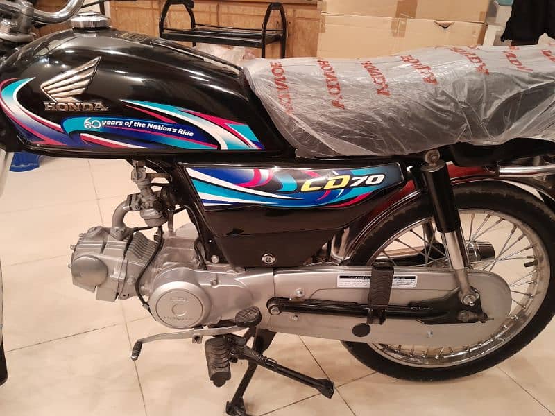 HONDA 70 PH 0-3-0-0-9-4-6-8-5-9-1 LIKE NEW BIKE 2023/24 2