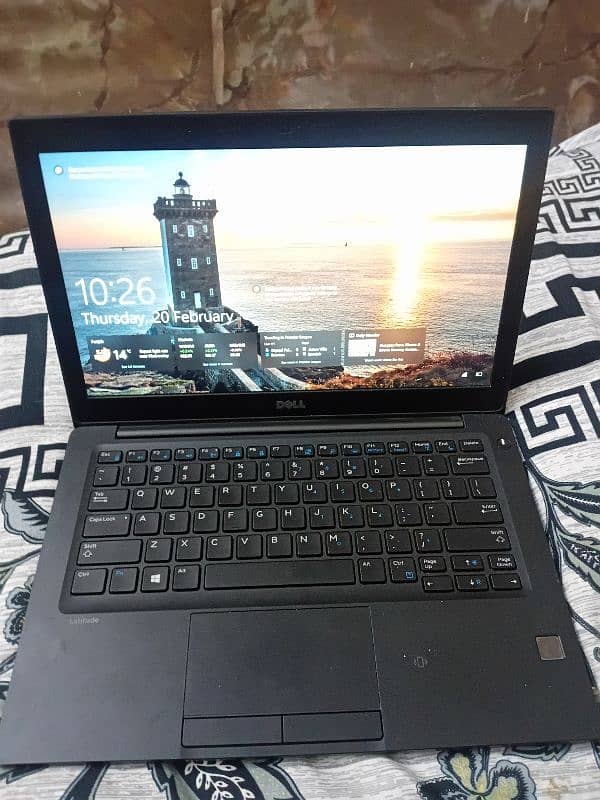 dell laptop 1