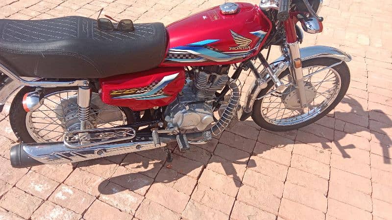 Honda 125 model 2024 new condition 1