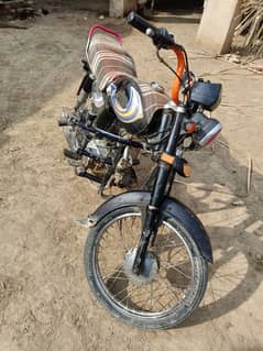 Hi speed motorcycle used like new condition