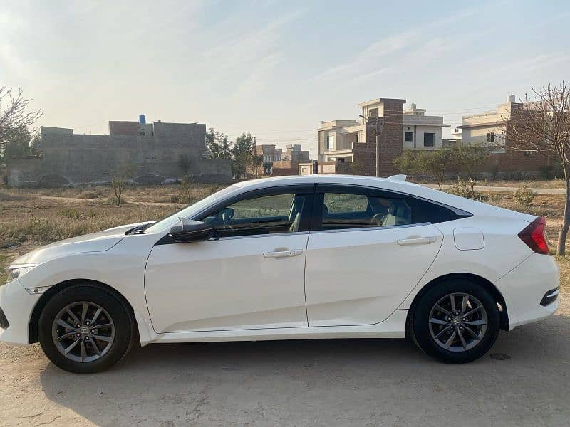 Honda Civic Oriel 2019 10