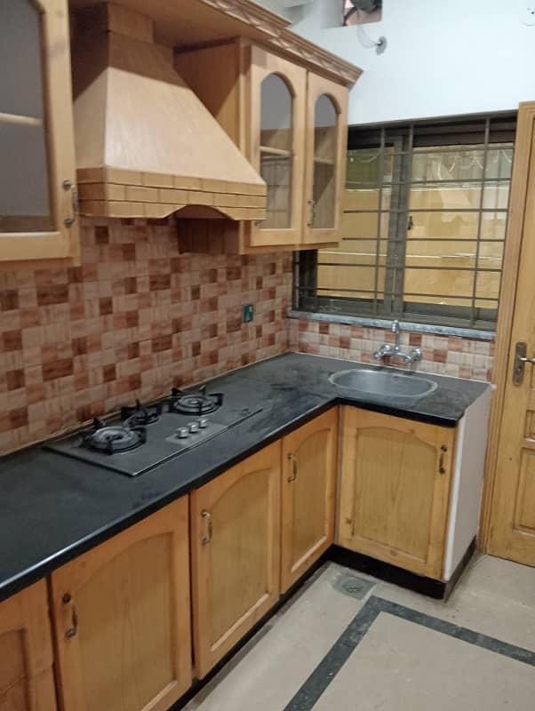 4marla 4beds neat and clean house for rent in G 13 4 islamabad 0