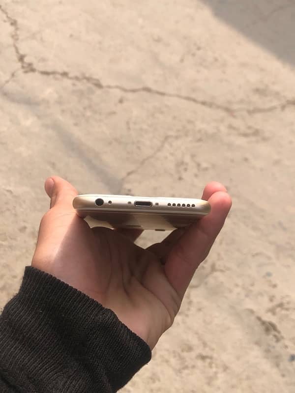 iphone 6s Non PTA 1