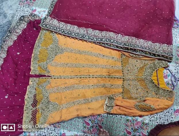 Bridal lehnga just 1 time used 0/3/1/3/4/1/1/6/9/8/4 11