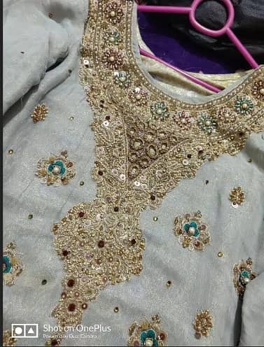 Bridal lehnga just 1 time used 0/3/1/3/4/1/1/6/9/8/4 17