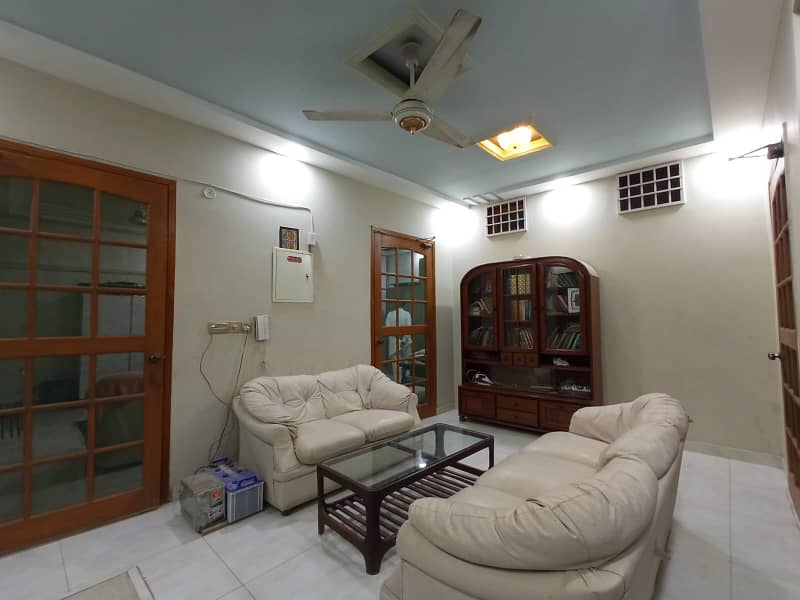 SECTOR 11-C/3 TWO SIDES CORNER G+1 HOUSE, GUARD AVAILABLE, NORTH KARACHI 9