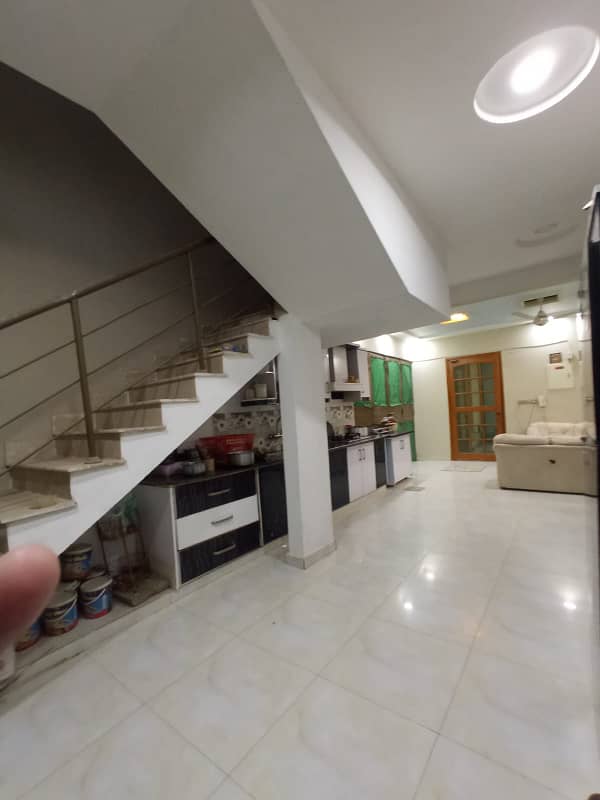 SECTOR 11-C/3 TWO SIDES CORNER G+1 HOUSE, GUARD AVAILABLE, NORTH KARACHI 10