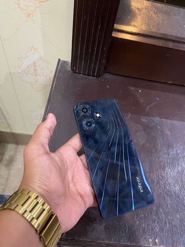 INFINIX HOT 30 MINT CONDITION LUSH 0