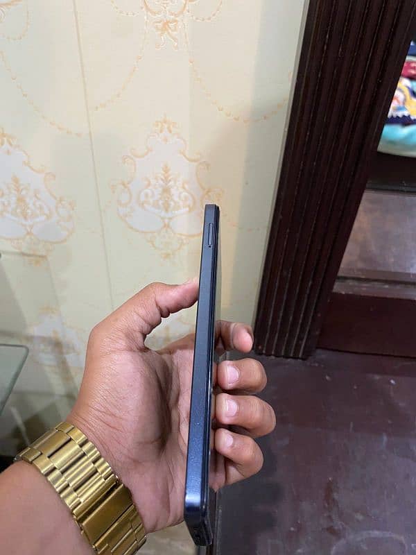 INFINIX HOT 30 MINT CONDITION LUSH 6