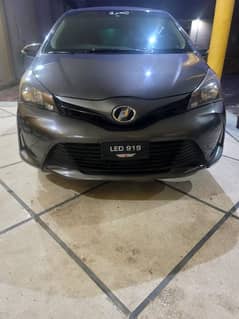 Toyota Vitz 2014