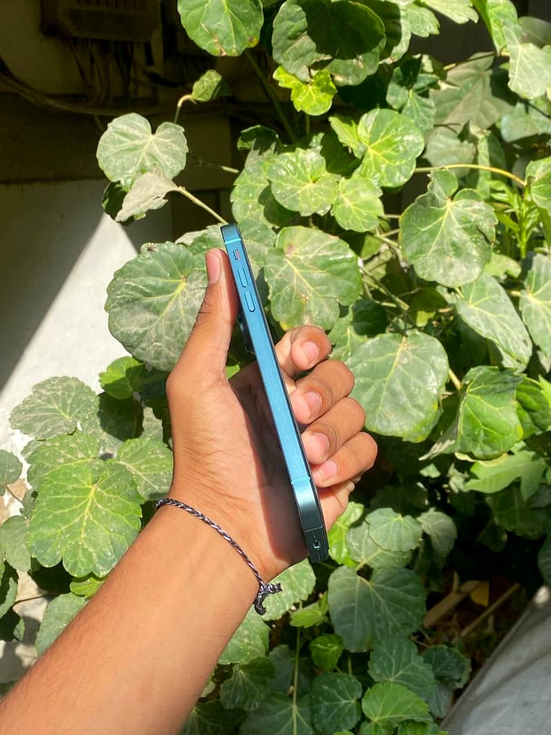 iPhone XR convert 16 Teal Colour 6