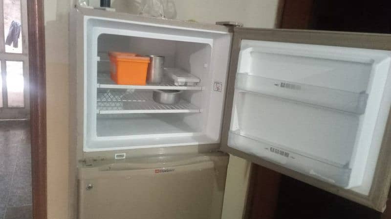 Dawlance Inverter refrigerator for sale 2