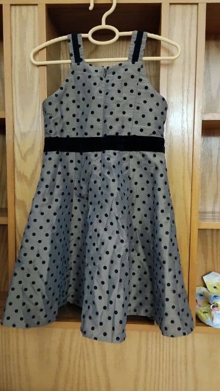 Slightly used baby girls fancy dresses / clothes 11