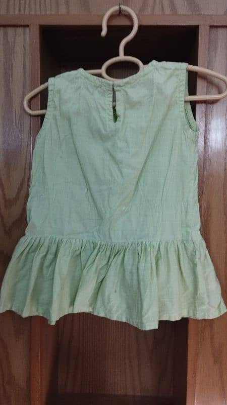 Slightly used baby girls fancy dresses / clothes 15