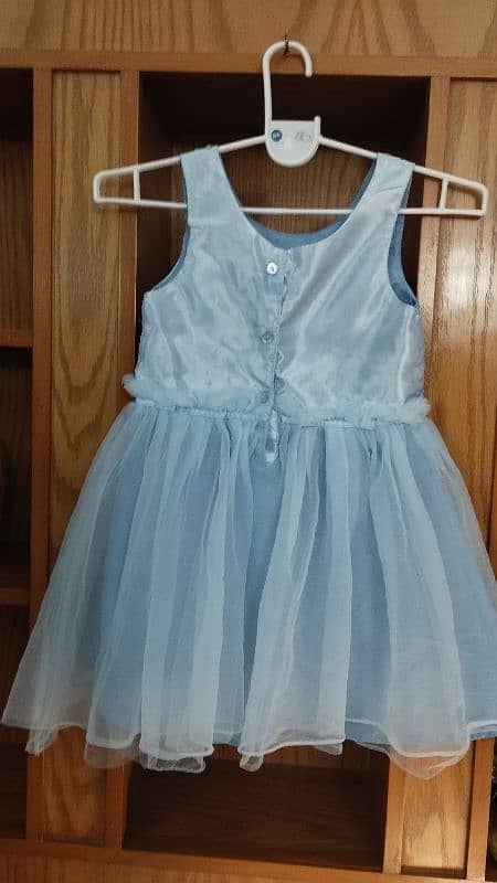 Slightly used baby girls fancy dresses / clothes 17