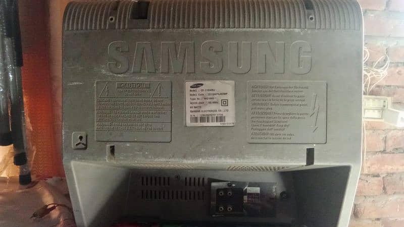 Samsung TV 21 inch screen 0