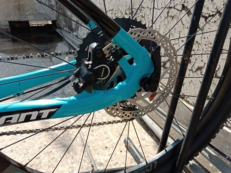 Giant Fathom 1 (Medium) 27.5Tyre 11