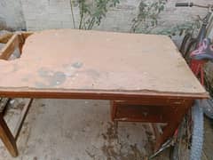 iron table for sale condition normal