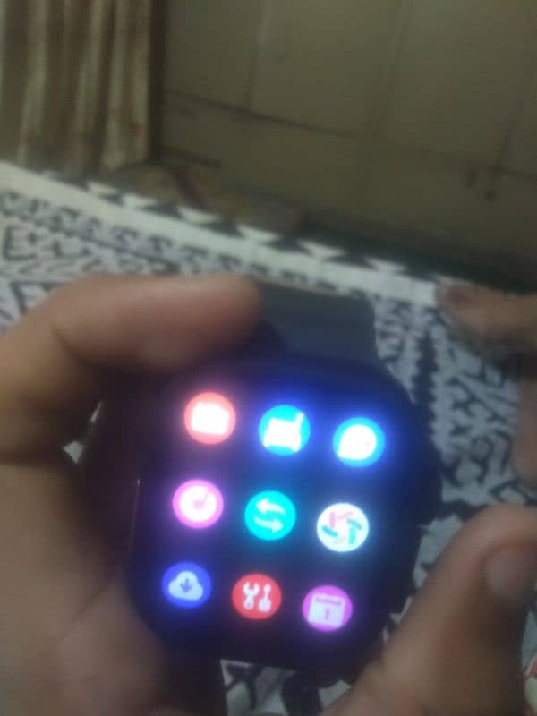 ultra HD big watch 11