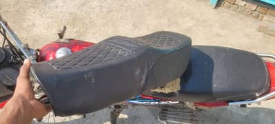 honda 125 seat