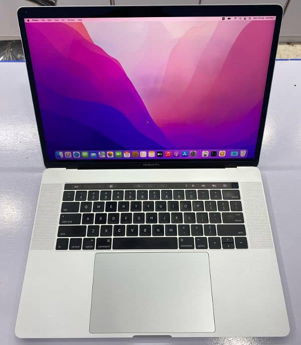 MACBOOK PRO 2016 15"  (CORE I7) (16/512) 1