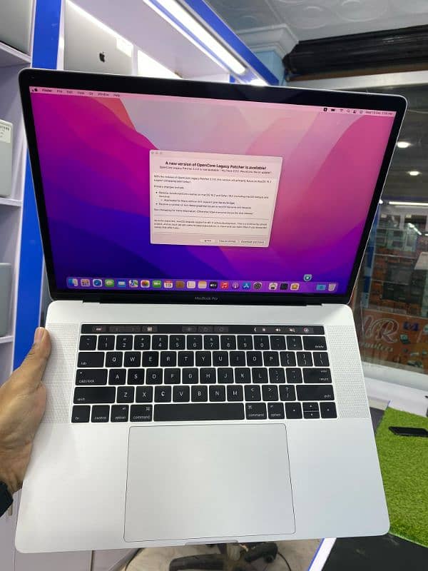 MACBOOK PRO 2016 15"  (CORE I7) (16/512) 2