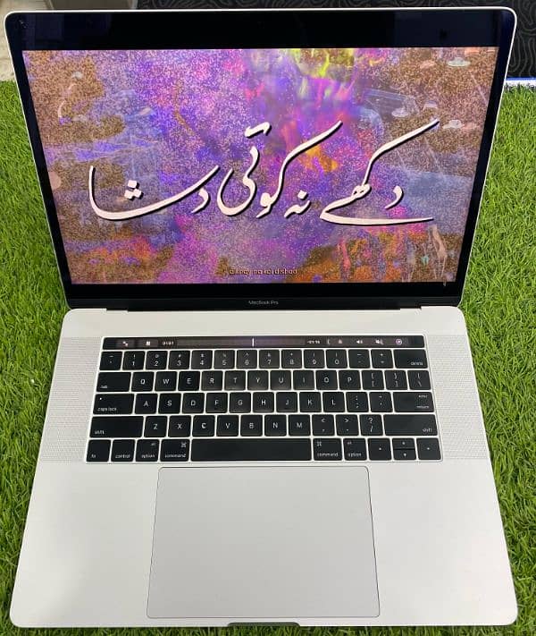 MACBOOK PRO 2016 15"  (CORE I7) (16/512) 8