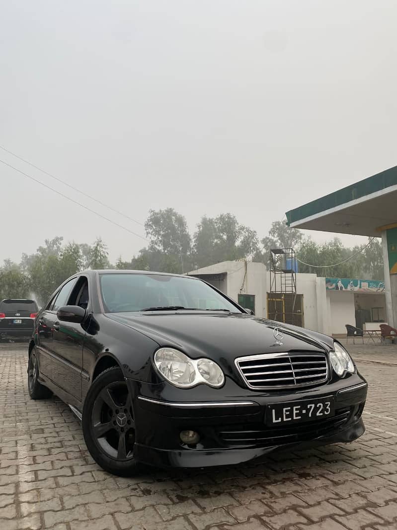 Mercedes C Class 2006 1