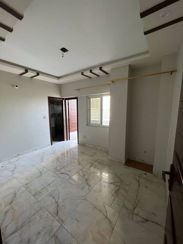 two bed dd apartment for rent in johar 7