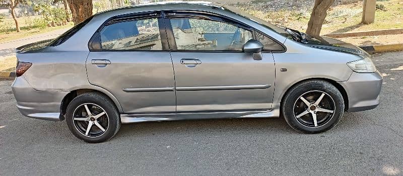 Honda City IDSI 2006 11