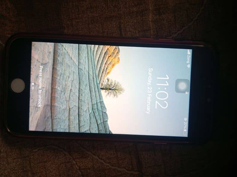 I'm selling my I phone 7 pta approved all ok 0