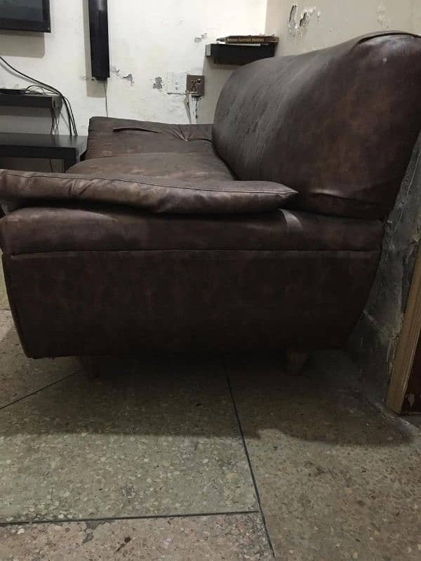 Leather Sofa Set 5 seater wooden 6