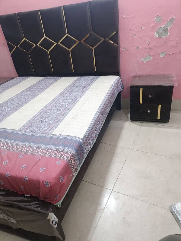 king size bed with side table 1