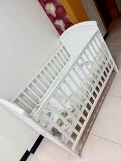 baby cot for sale