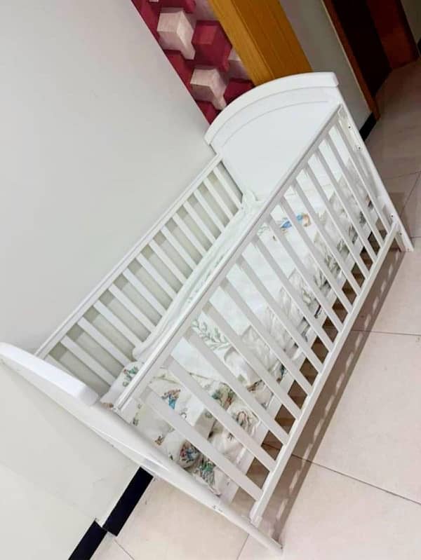 baby cot for sale 0