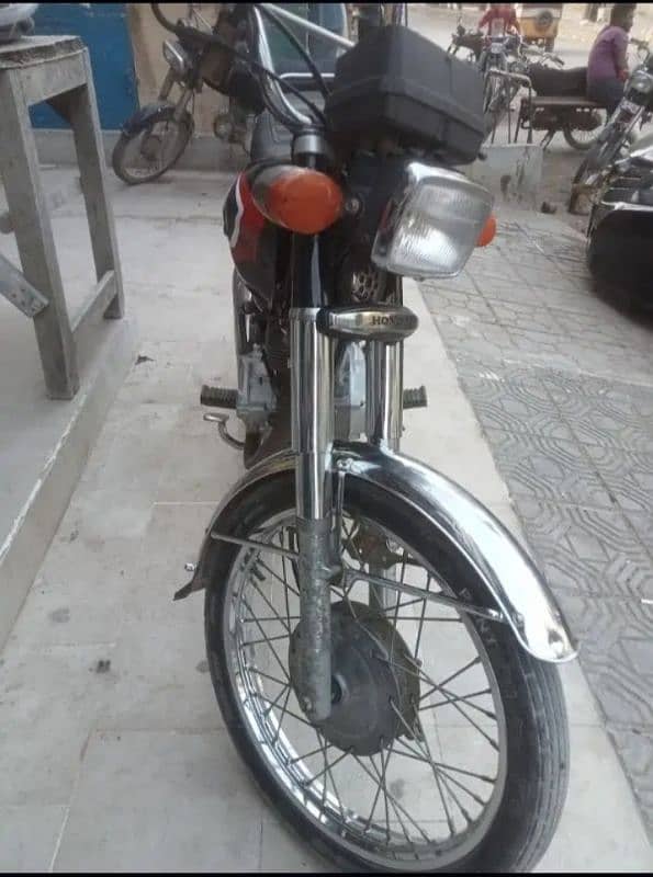 Honda 125 Karachi no 1