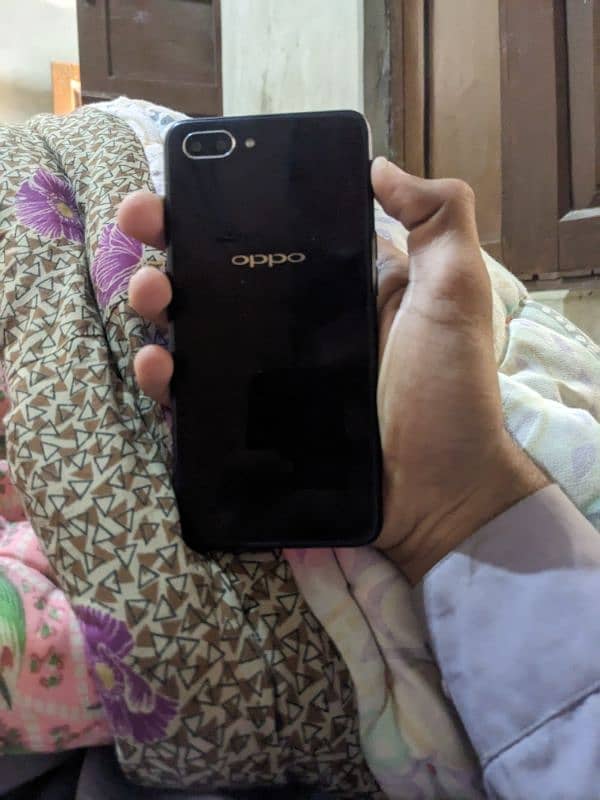 Oppo a3s 4