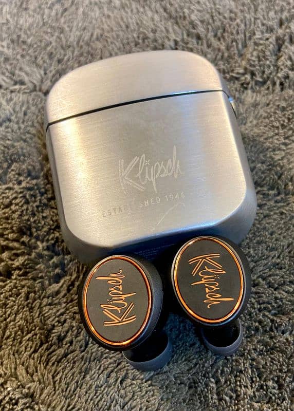 Klipsch t5 true wireless earbuds 0