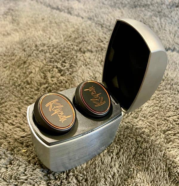 Klipsch t5 true wireless earbuds 1